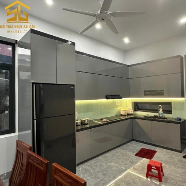 Tủ bếp nhựa Zuko màu xám titan sang trọng 2