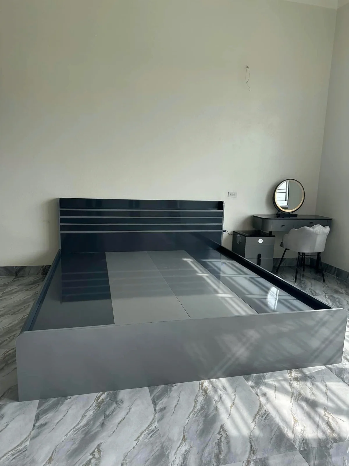 hướng dẫn lắp đặt giường nhựa ngăn kéo - hình minh họa 2