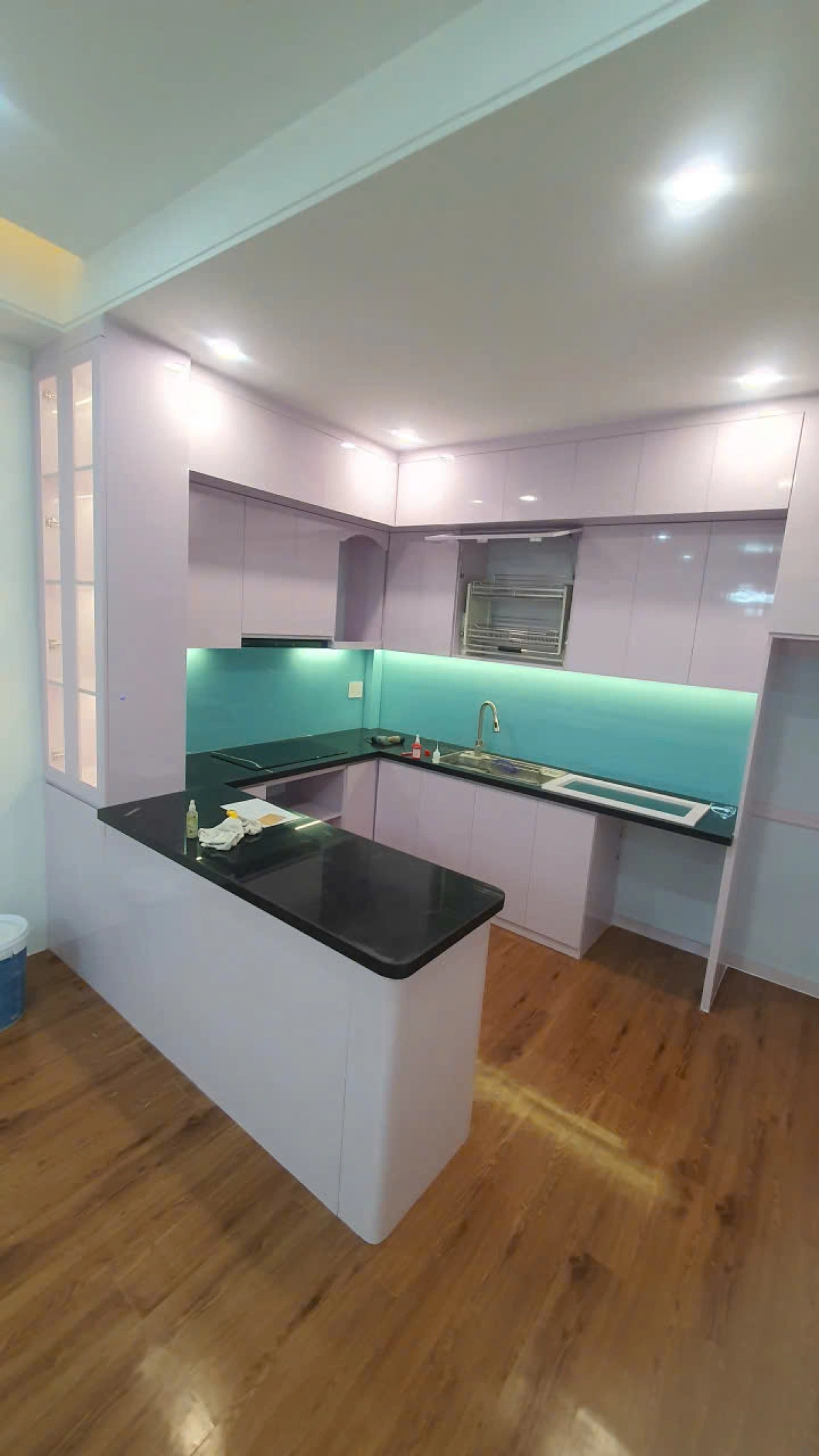 TỦ BẾP NHỰA VINCOPLAST CAO CẤP – GIẢI PHÁP BẾP BỀN – ĐẸP – KHÔNG LO ẨM MỐC